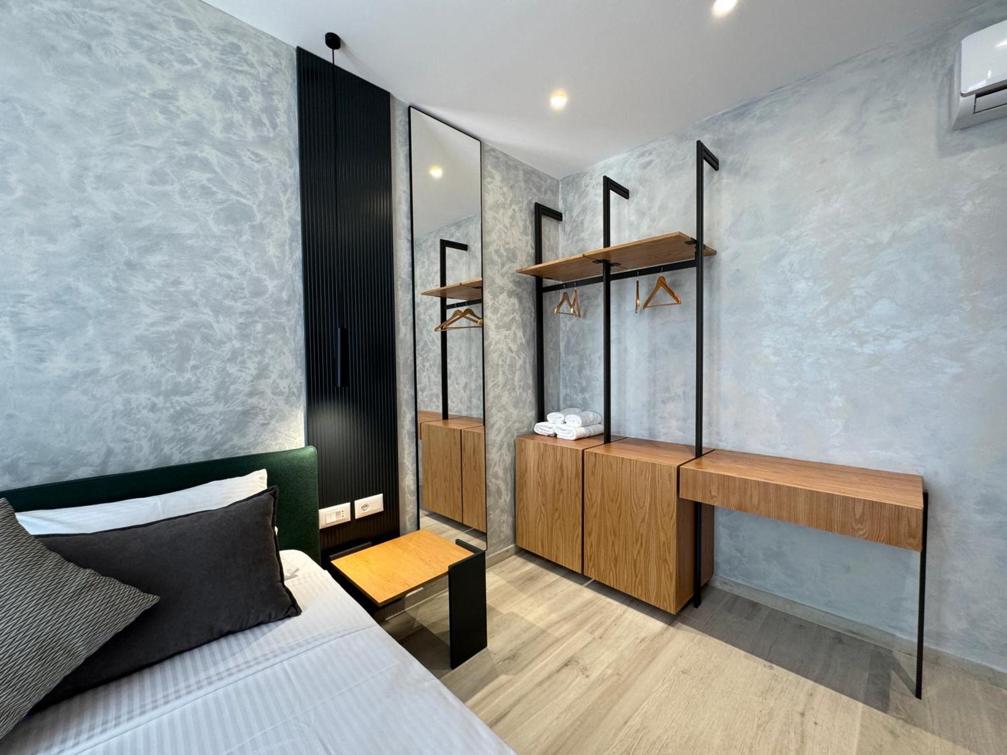 Twins Hotel Vlorë מראה חיצוני תמונה