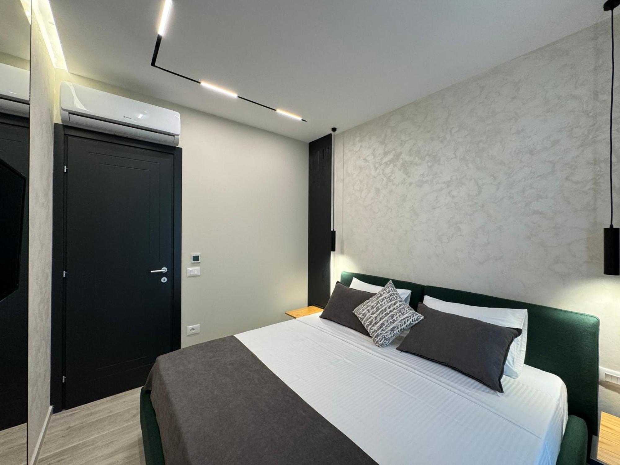 Twins Hotel Vlorë מראה חיצוני תמונה